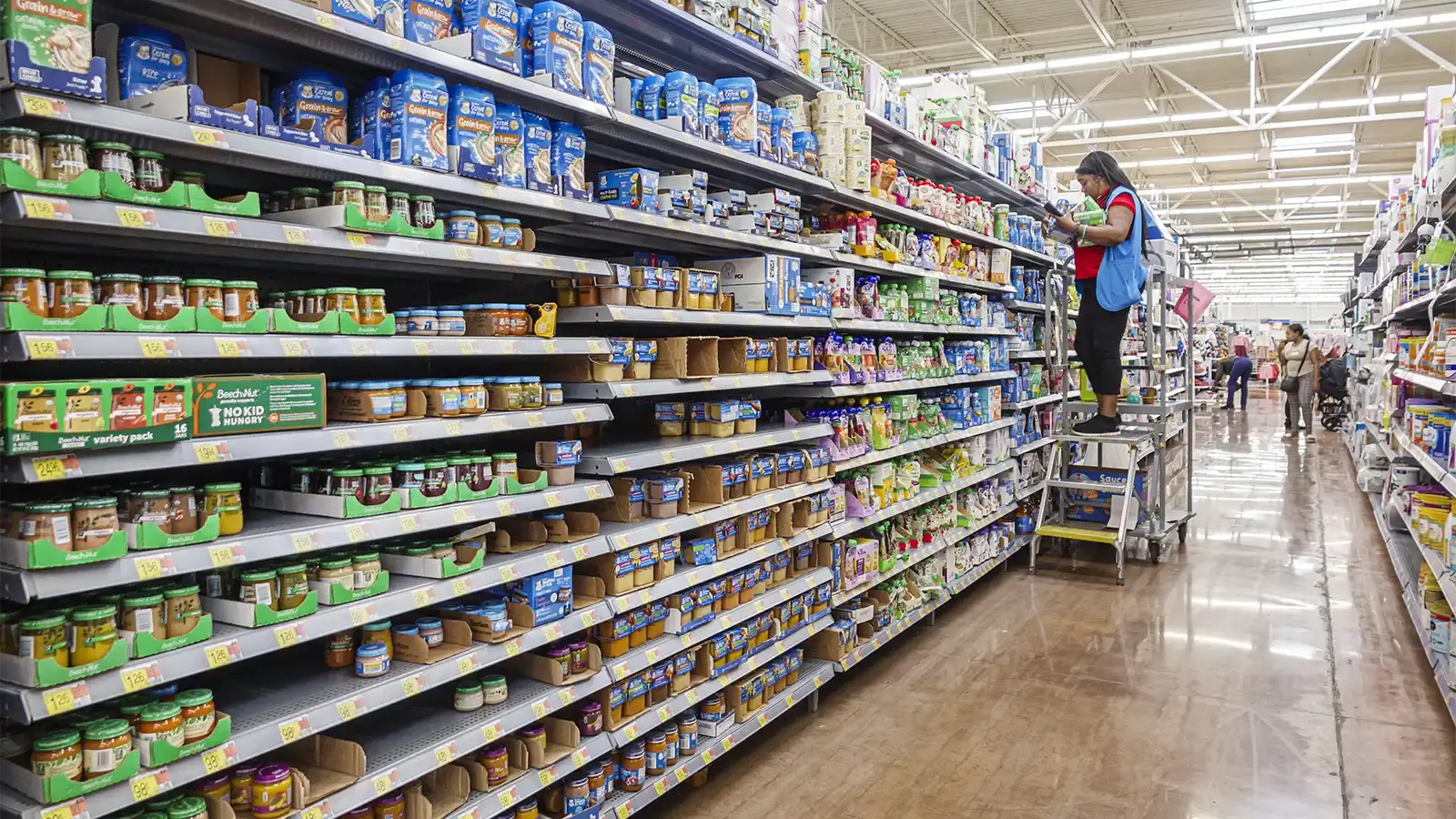 Un informe revela que todos los purés de comida para bebés contienen microplásticos: ¿debería preocuparse?